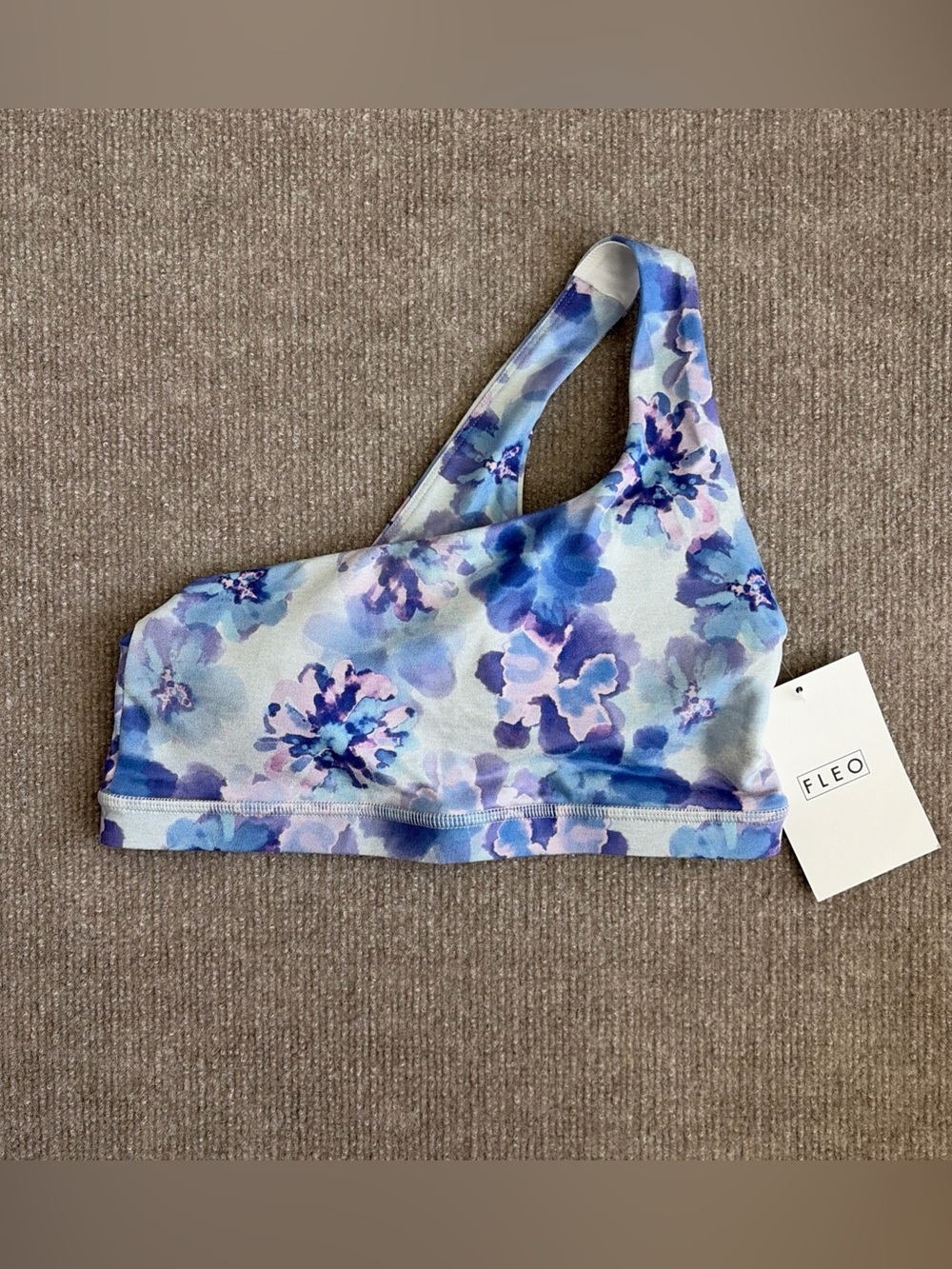 Fleo Women’s Sz S Sylvie Sports Bra One Shoulder NWT